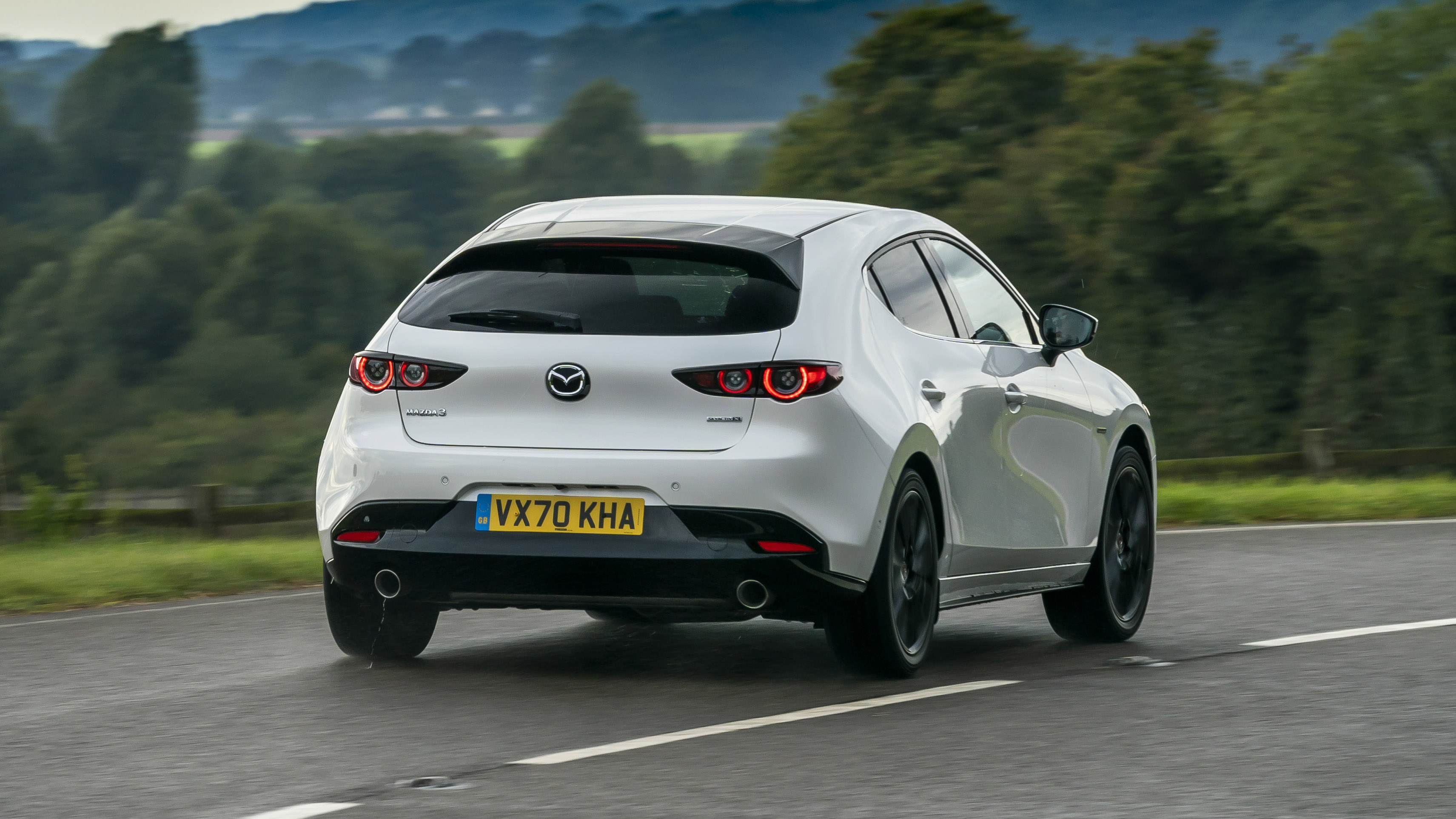 mazda3_100_year_anniversary_editions_action_07.jpg