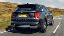 2_large-15577-kiasorento-32.2crdi8-speeddctawd-graphite.jpg