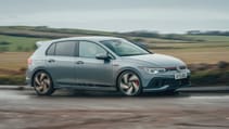 Overlappen bloed Kapitein Brie VW Golf GTI Clubsport review: uprated hot hatch tested Reviews 2022 | Top  Gear