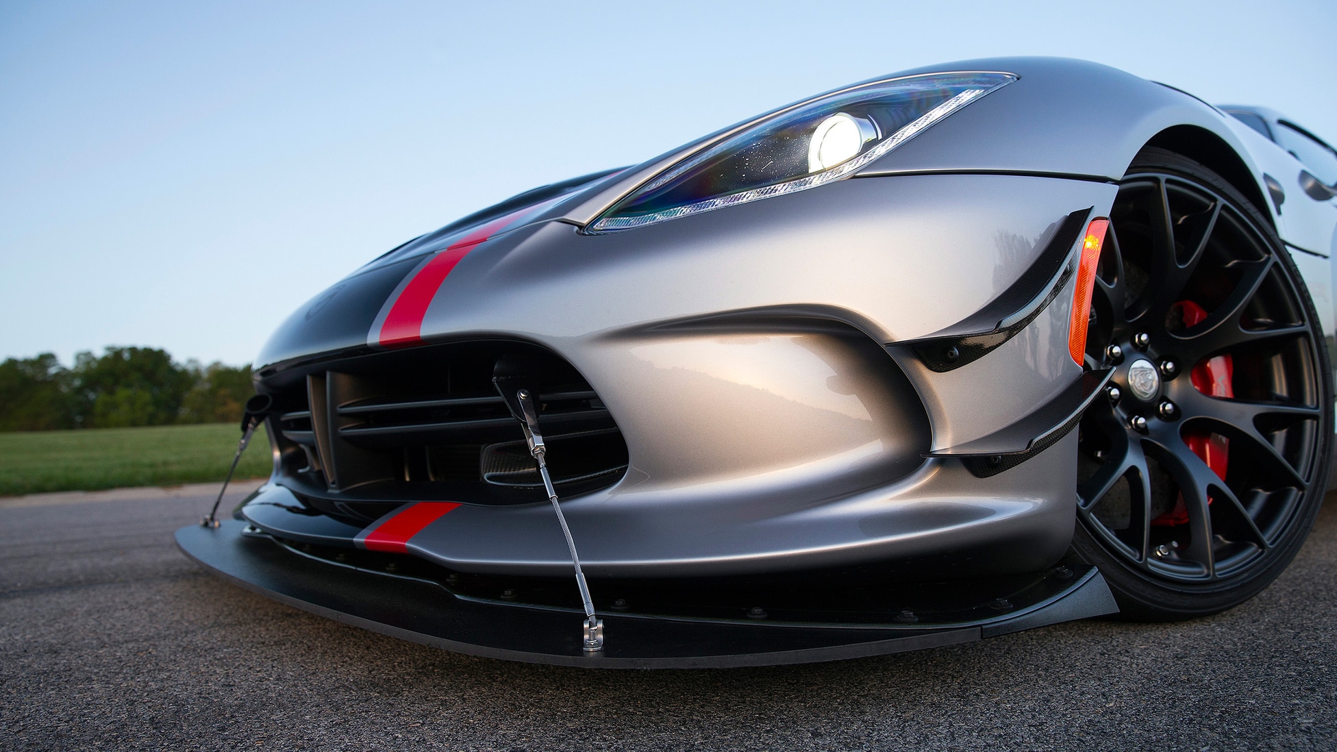 First Drive: Dodge Viper ACR Reviews 2025 | Top Gear