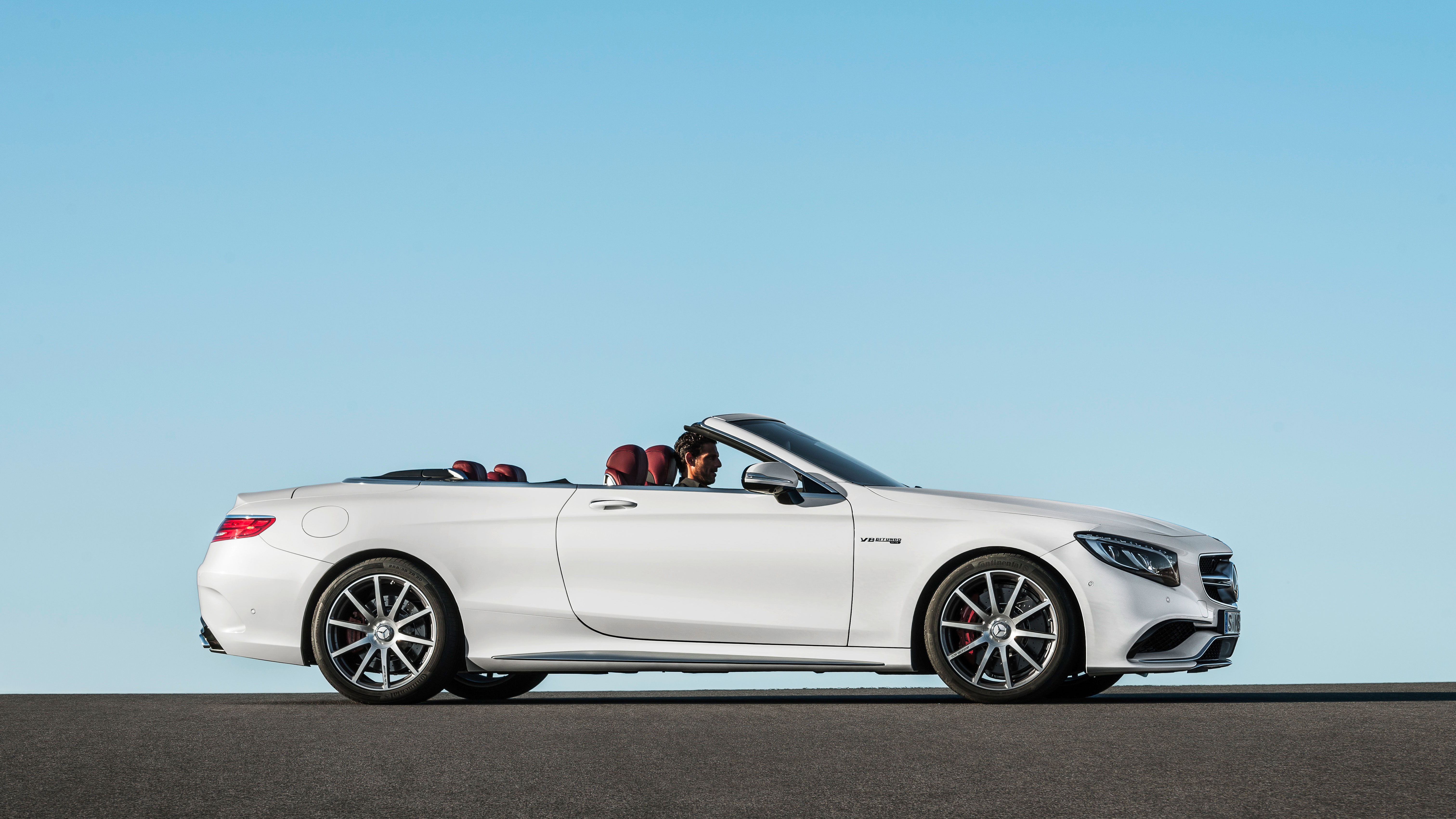 Mercedes-Benz S 63 AMG CABRIO 4-Matic S 63 AMG new buy in