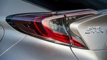 2016_toyota_c-hr_ext_det_06.jpg
