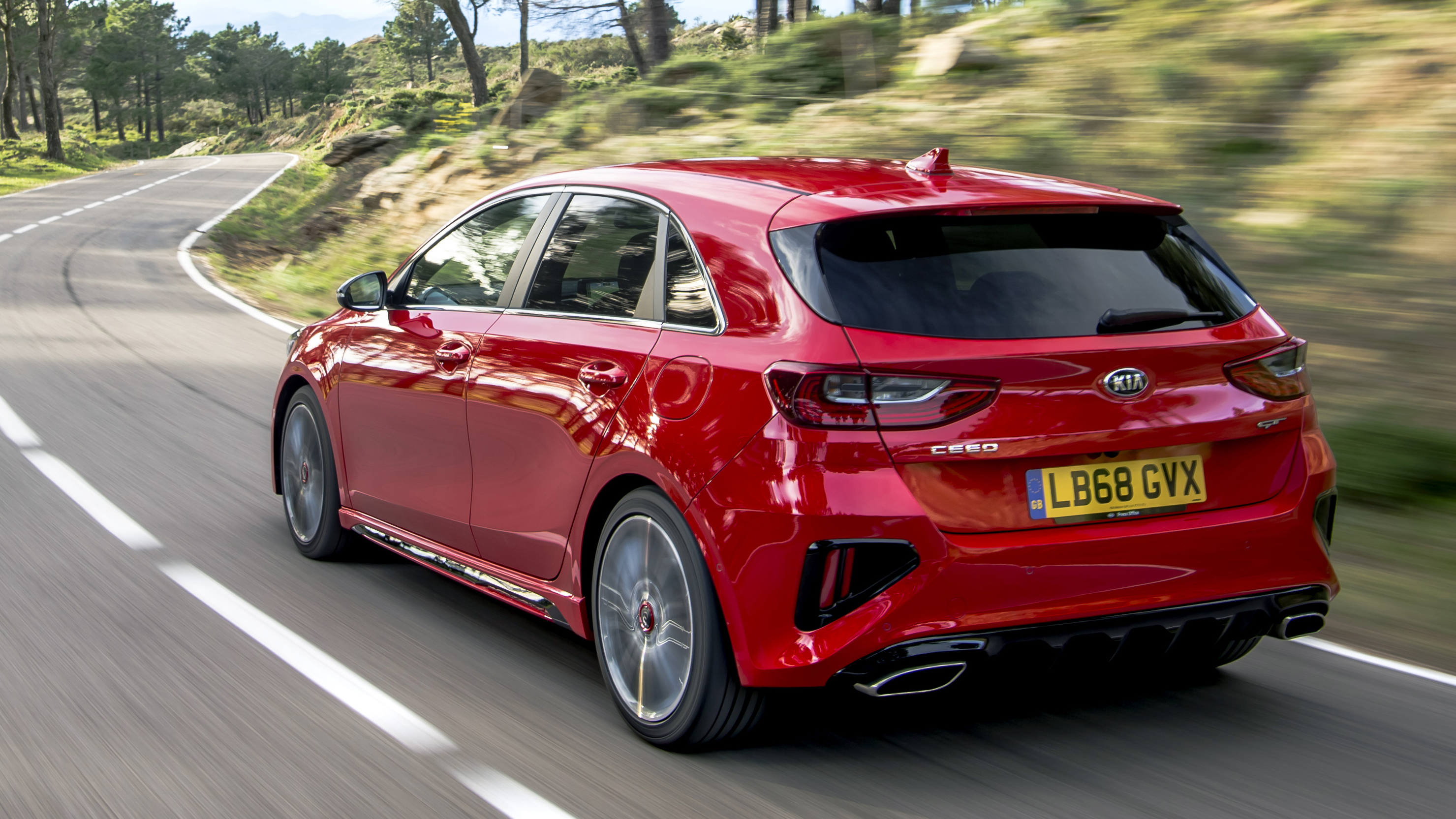 Kia Proceed GT and Ceed GT review: 201bhp hot hatch twins tested Reviews  2024