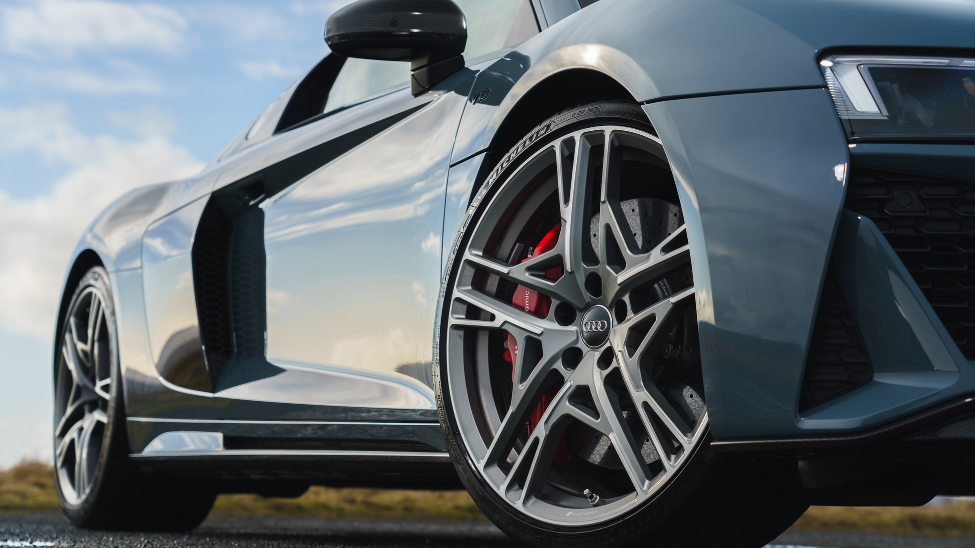 Audi R8 V10 Performance review: yes, it’s all about that stunning