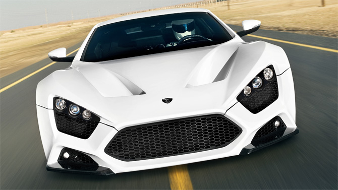 Stig drives 1,100bhp Zenvo | Top Gear