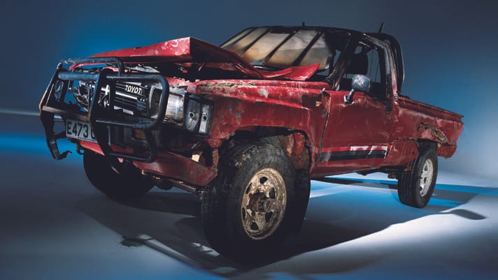 Eastern bus massefylde Toyota Hilux: the car even Clarkson couldn't kill | Top Gear