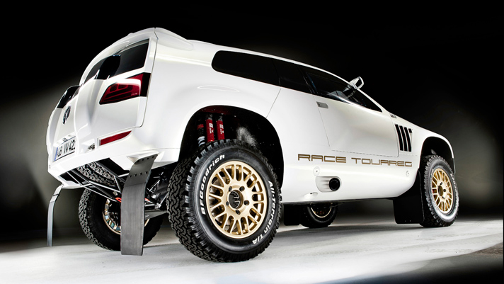 VW Race Touareg 3: a desert racer for the road | Top Gear
