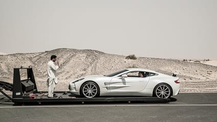 Simuler jordnødder Forfølge Top Gear drives the Aston One-77