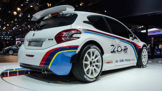 Peugeot unveils 208 rally car | Top Gear