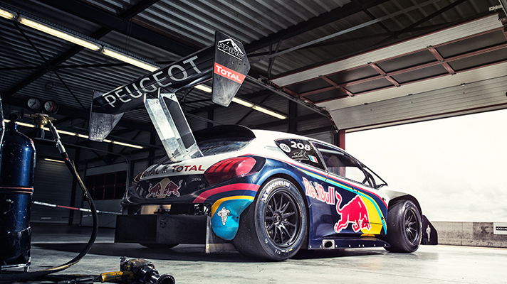 When Top Gear drove the Peugeot 208 T16