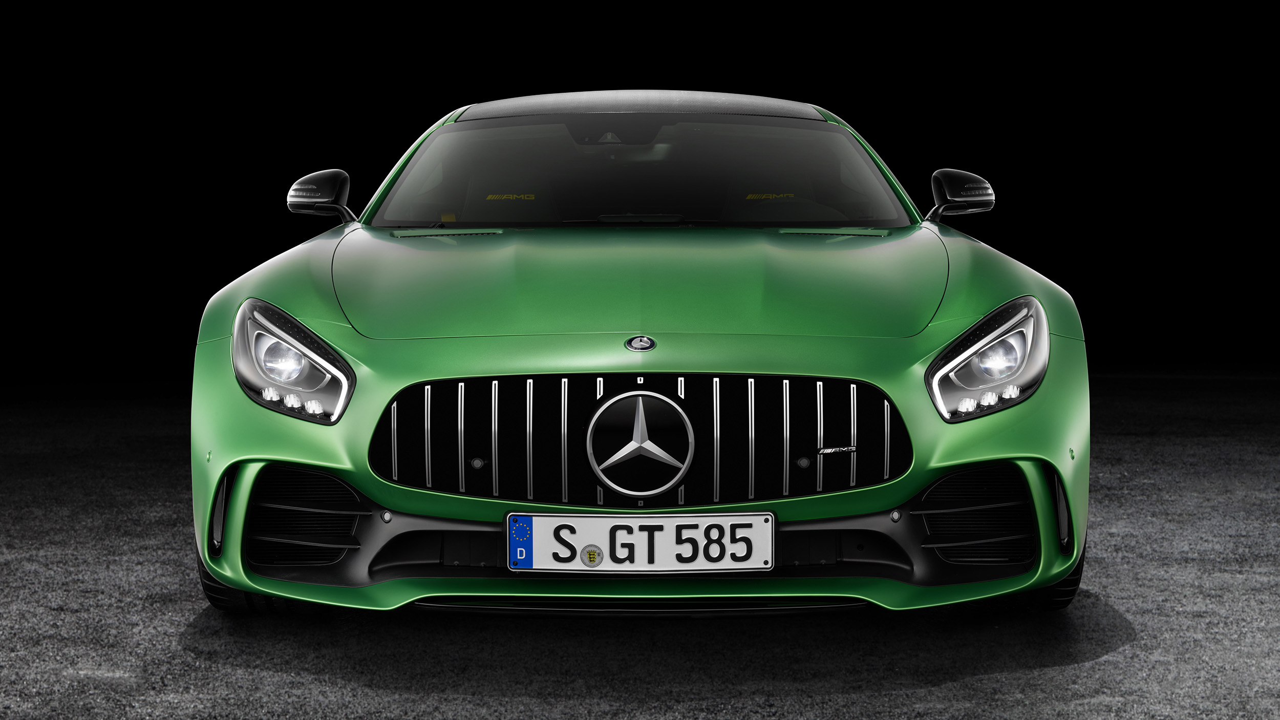 It S The 577bhp Mad As A Badger Mercedes Amg Gt R Top Gear