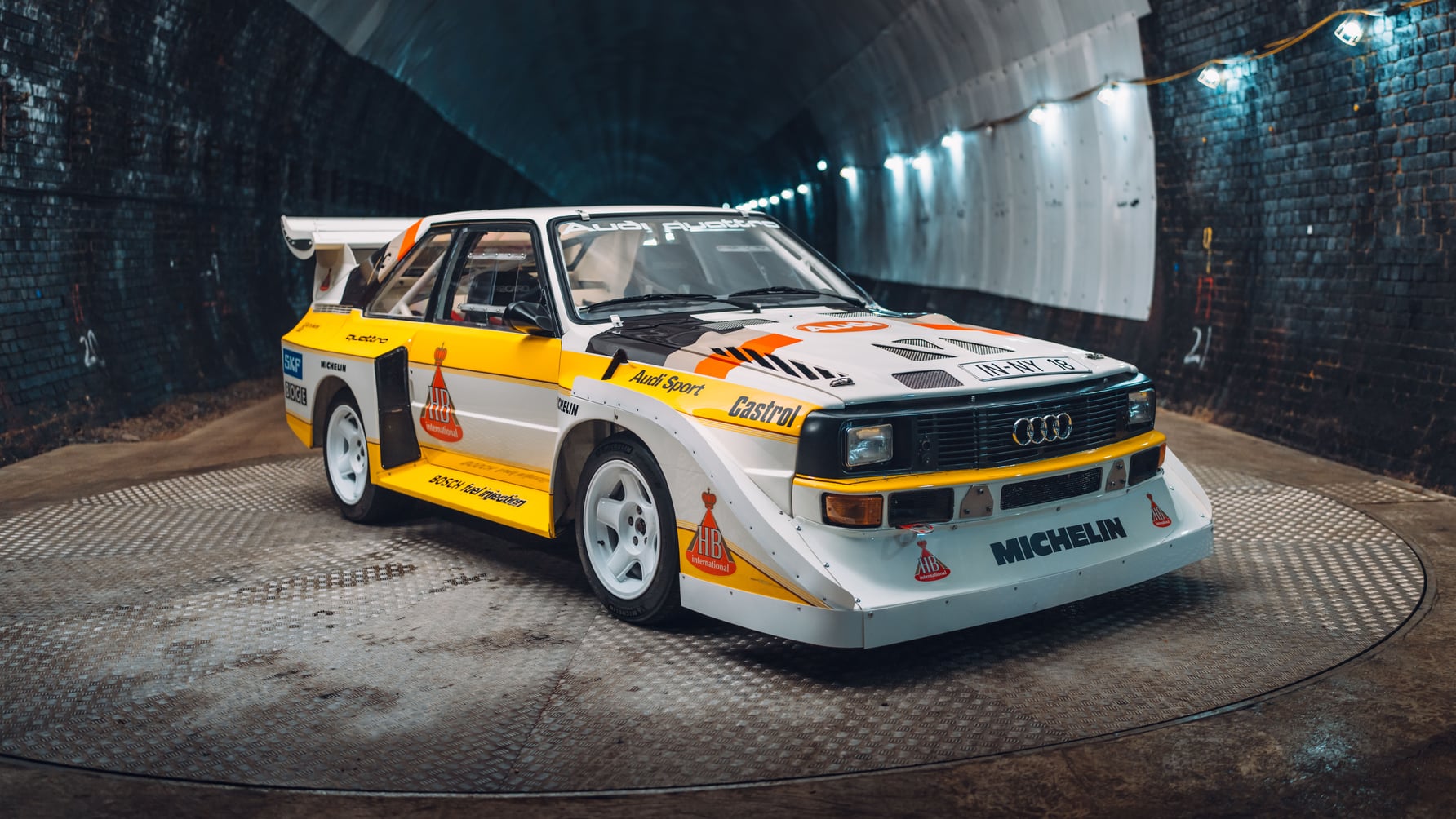 Turn it up LOUD: listen to the Audi Sport Quattro S1 E2 blast through a ...