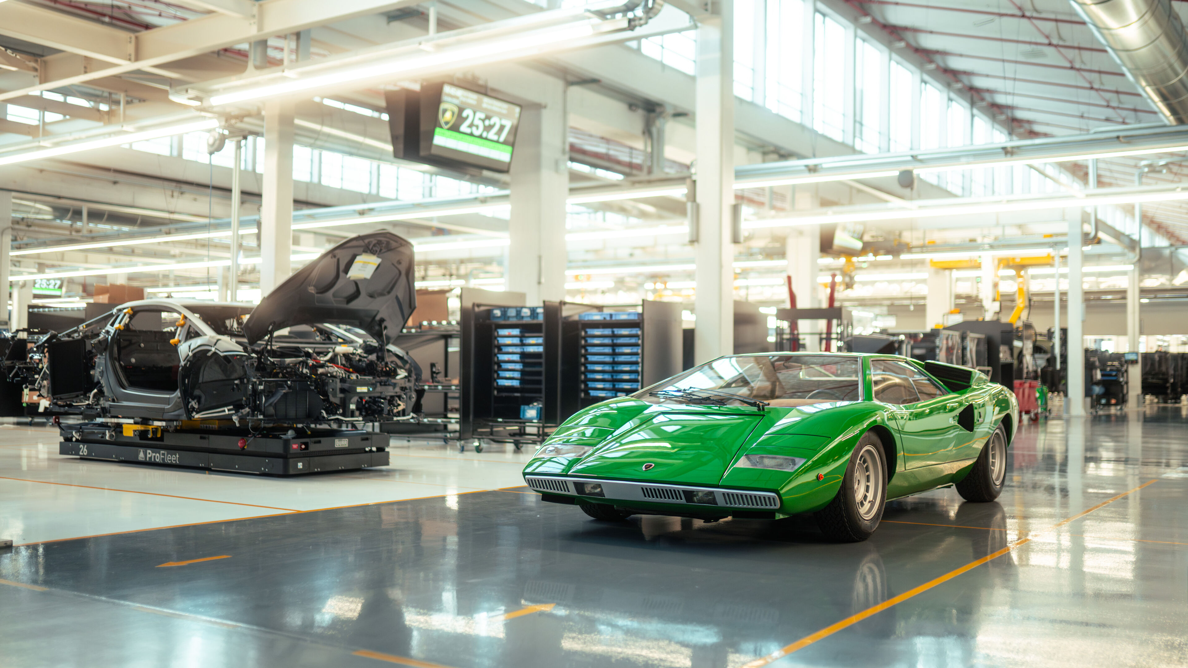 Watch Lamborghini build a Countach Anniversary in this excellent video ...