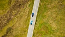 Porsche 911 S/T, Aston Martin Valour