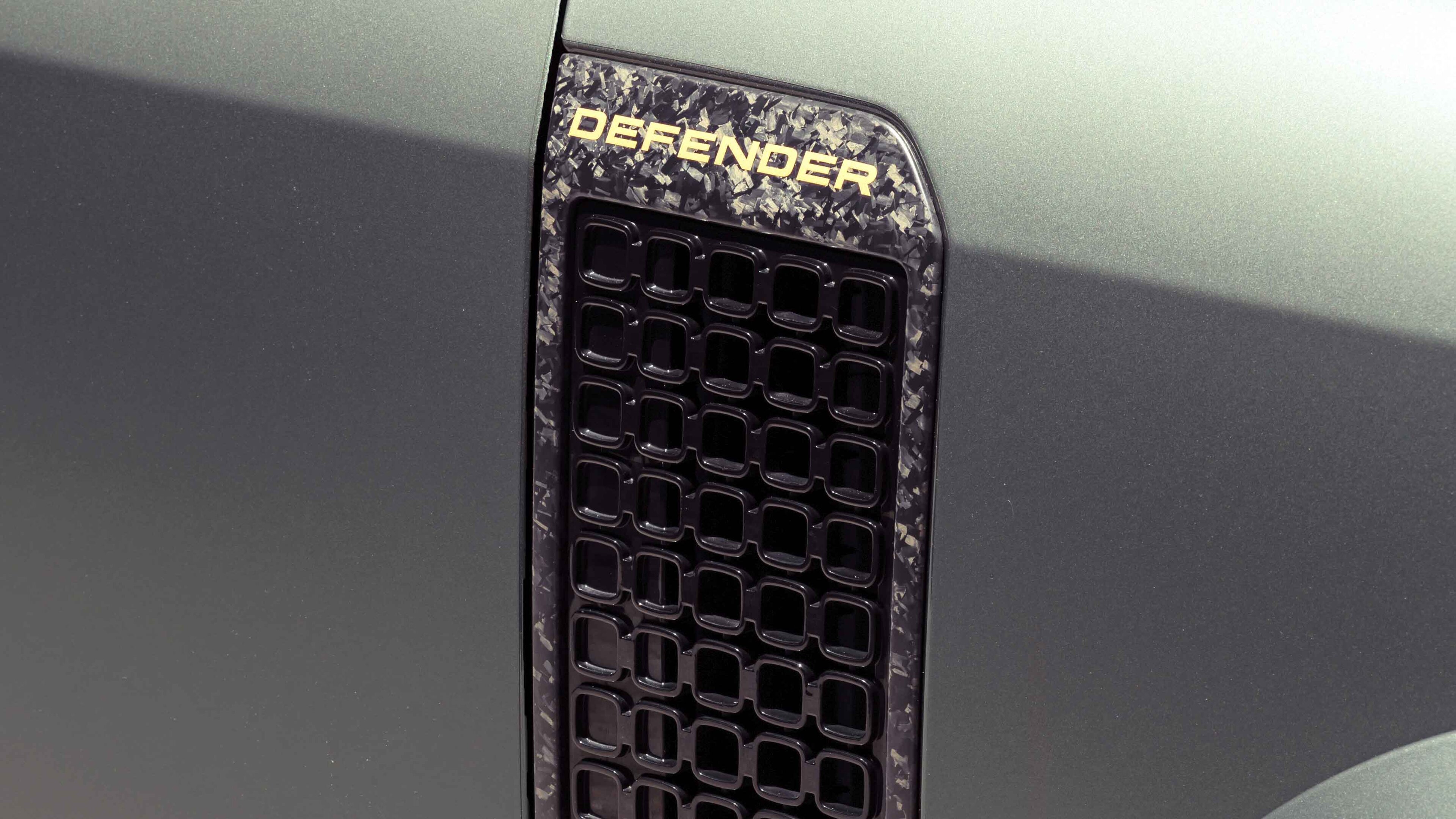 Land Rover Defender Octa