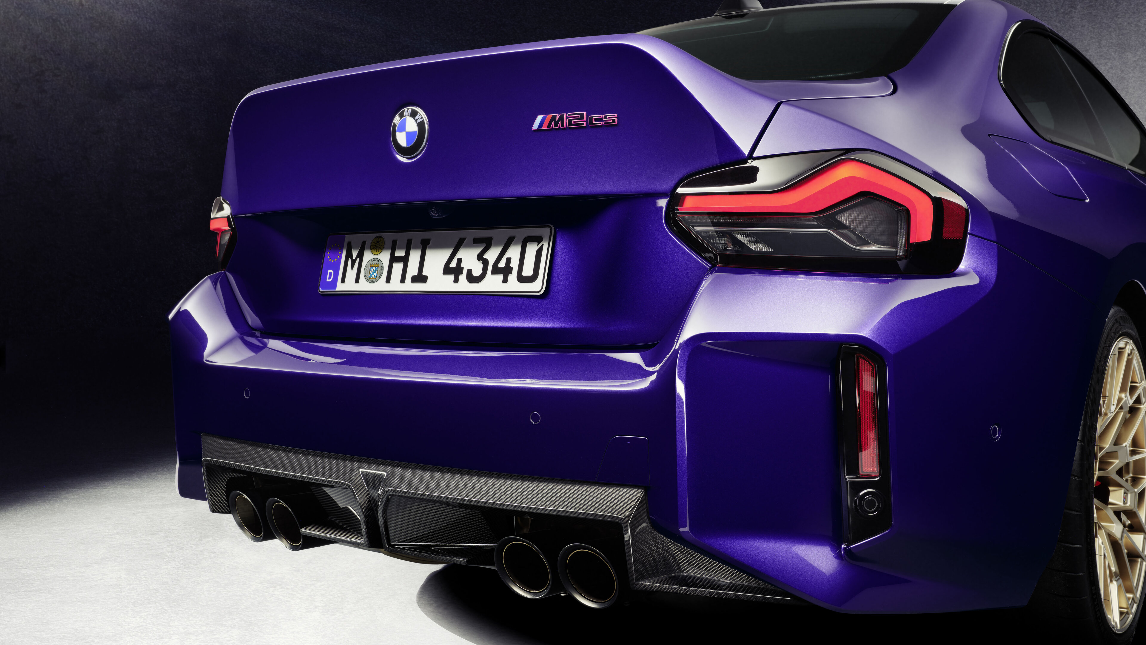 BMW M2 CS revealed 2025