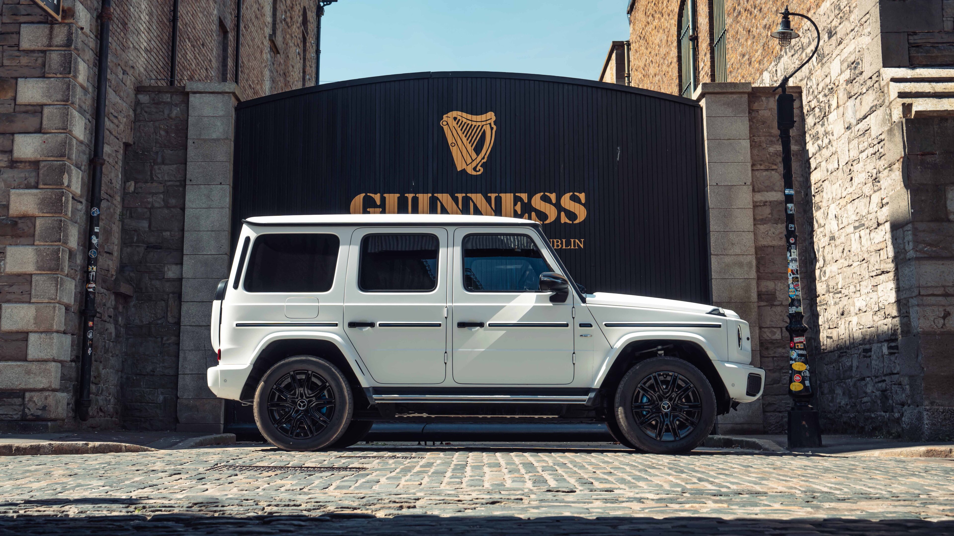 Mercedes-Benz G580 with EQ Technology