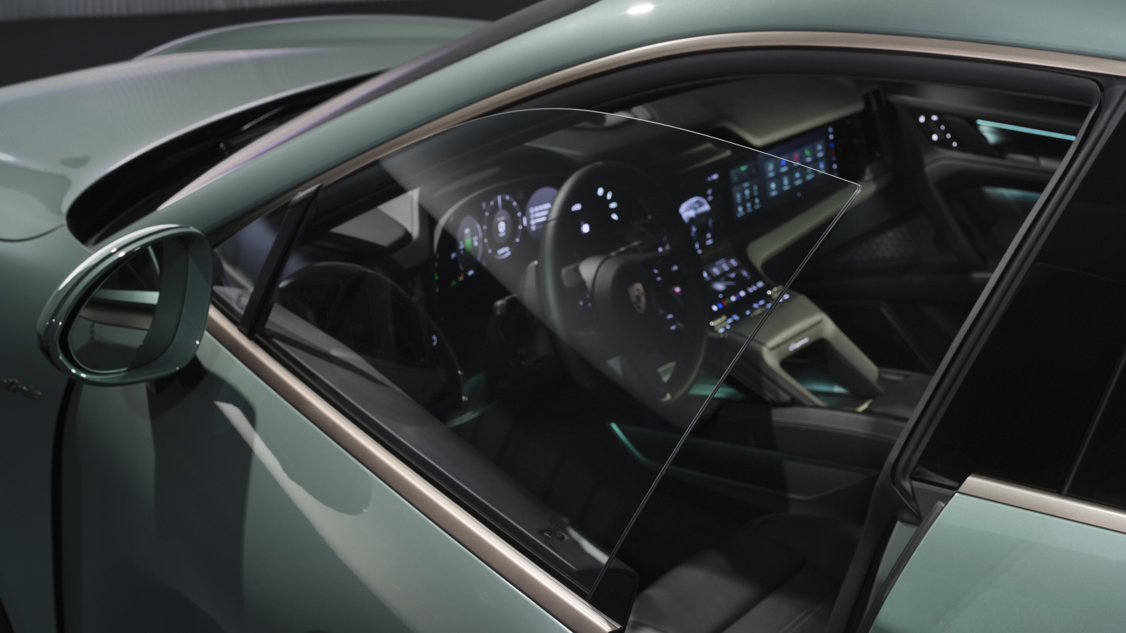 Porsche Cayenne Electric revealed