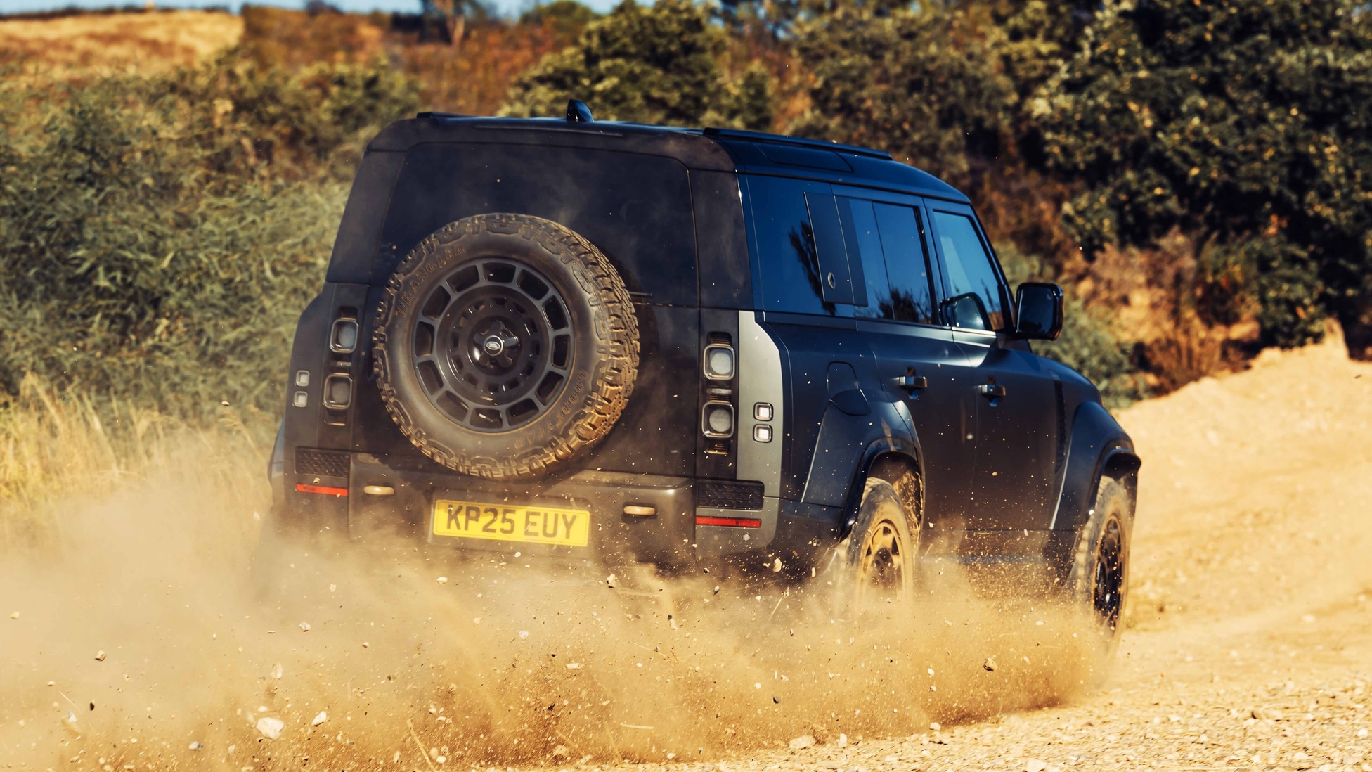 Dakaaarrrggghhh! Land Rover Defender Octa vs Ford Raptor T1+ | Top Gear