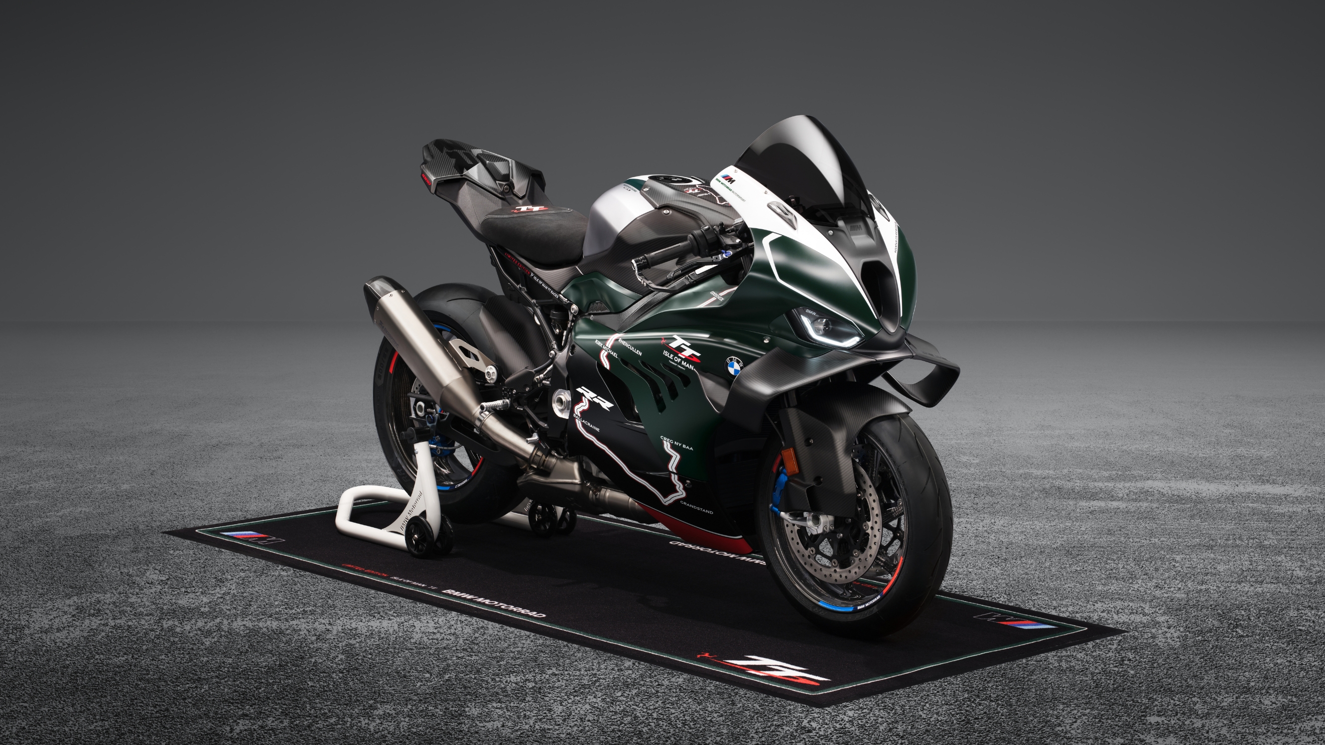 BMW M 1000 RR Isle of Man TT Edition