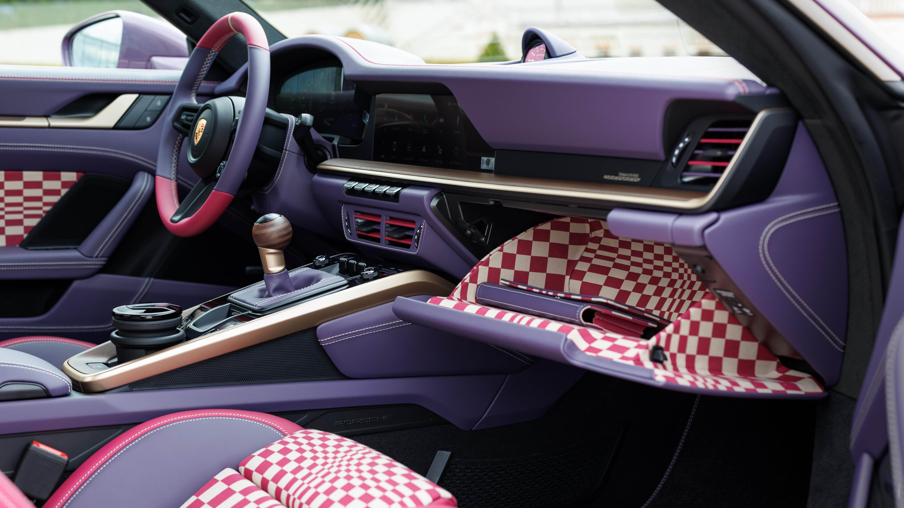 Porsche 911 GT3 Touring Tree of Life Moldova Top Gear