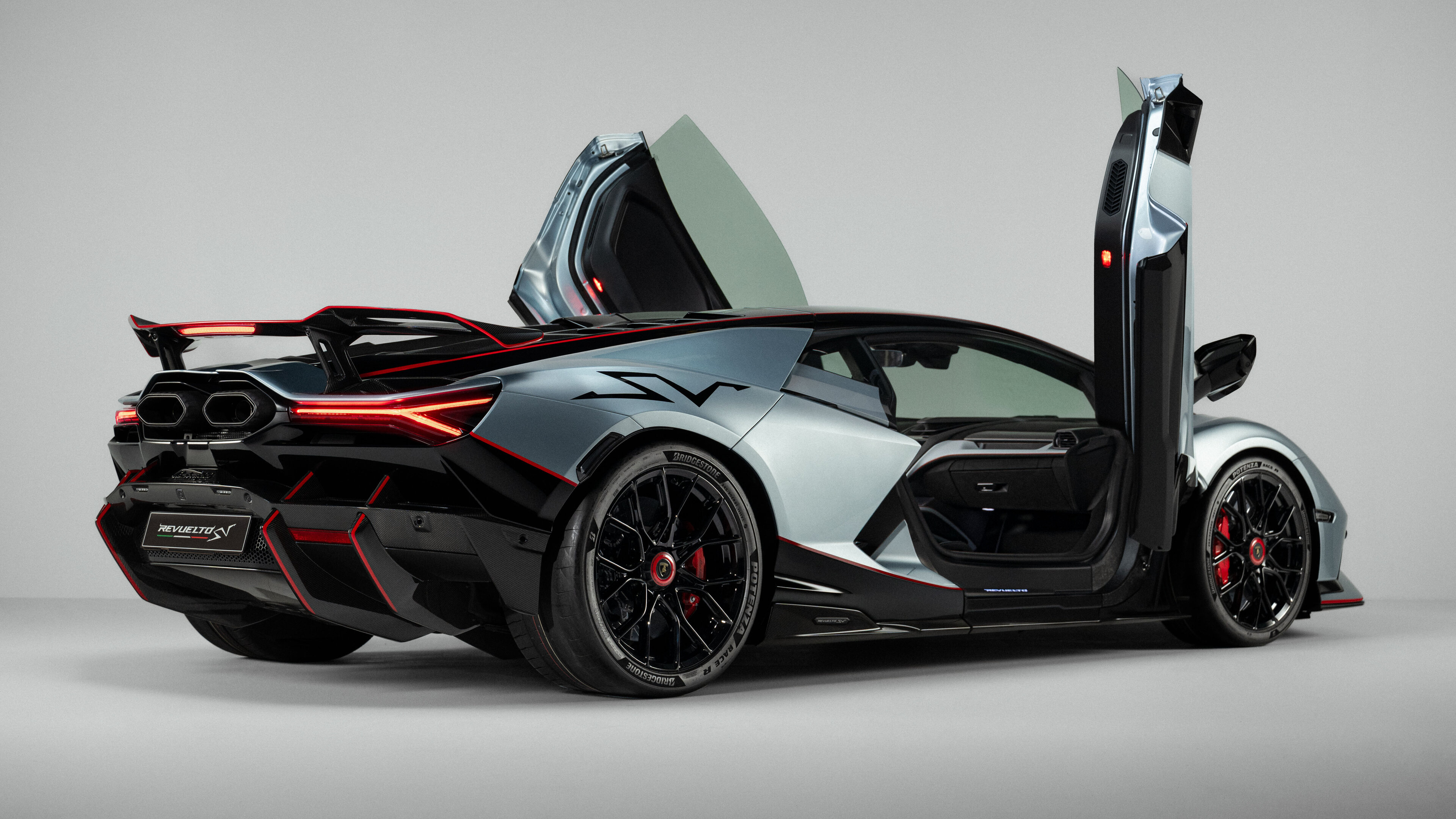 Lamborghini Revuelto SV Top Gear