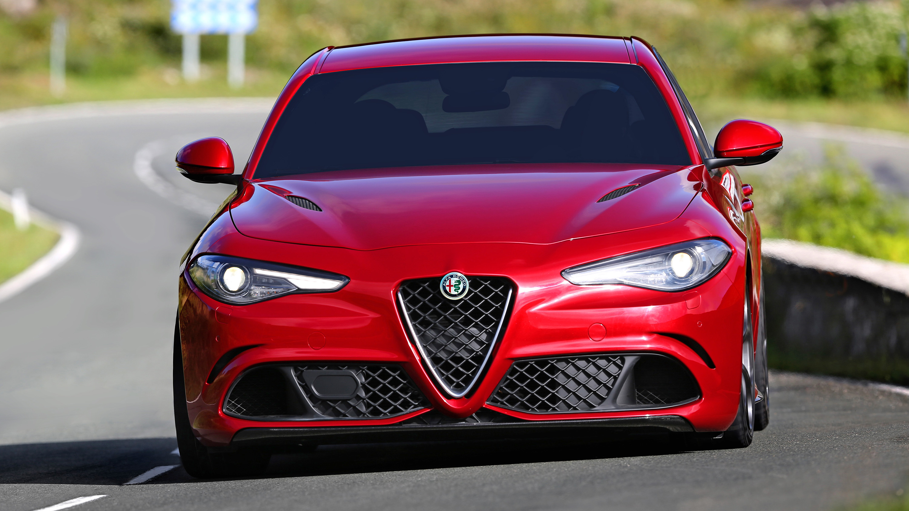 Video: Alfa Romeo Giulia a Nürburgring hero | Gear