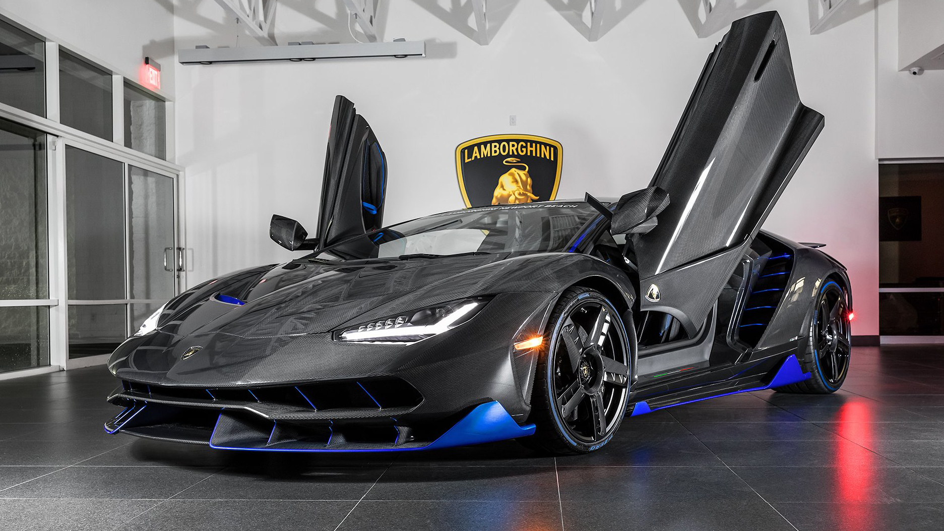 This is the first Lamborghini Centenario in the USA | Top Gear