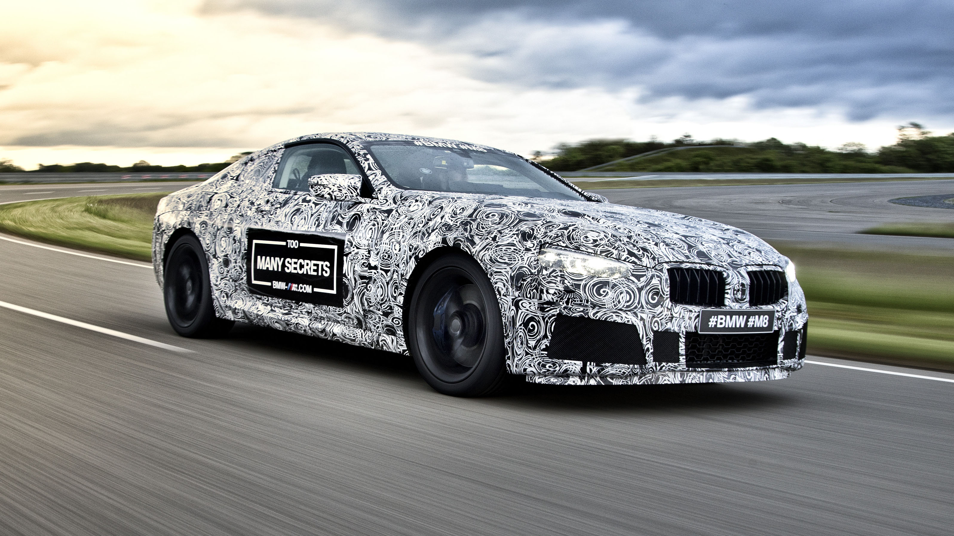 BMW M8 concept front quarter