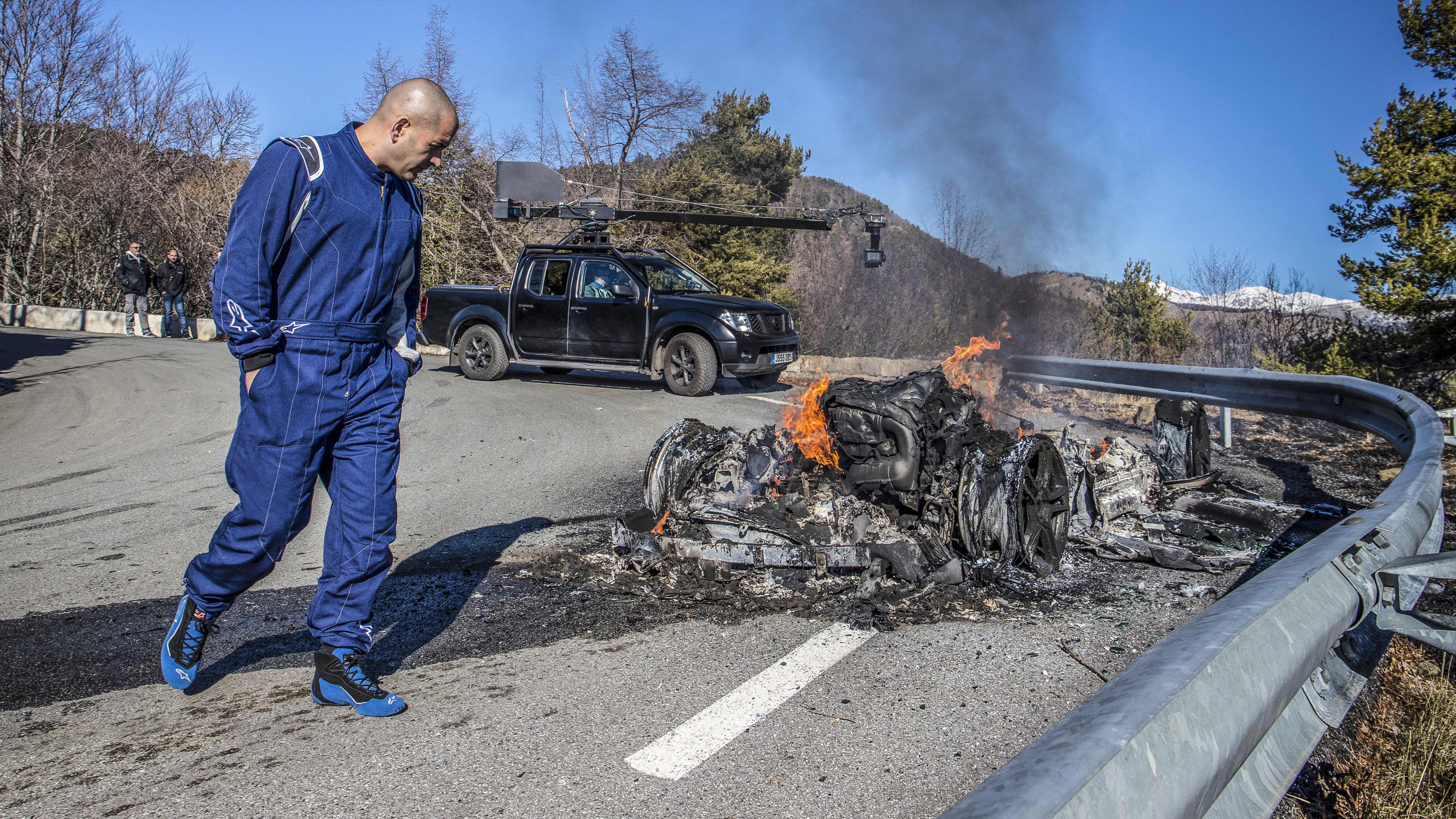 antenne brandwonden bungeejumpen Chris Harris on that Alpine A110 fire | Top Gear