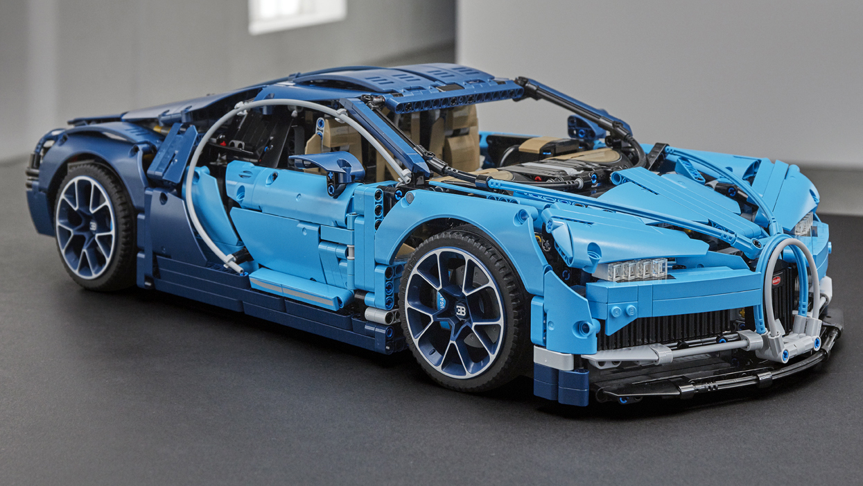 Lego Technic Bugatti Chiron has 3,599 pieces | Top Gear