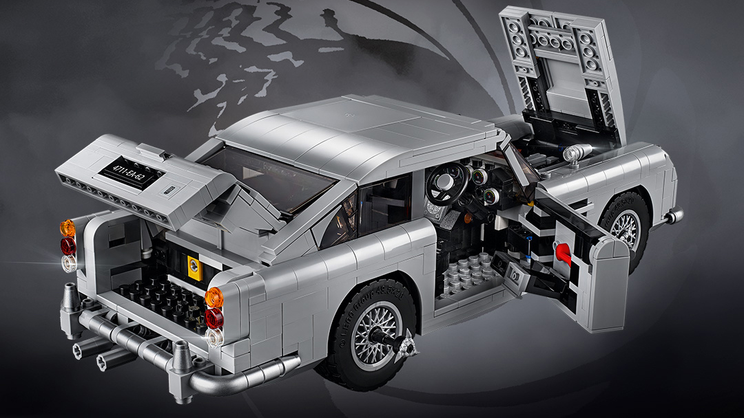 is Lego's 1,290-piece Goldfinger Aston Martin DB5 | Top