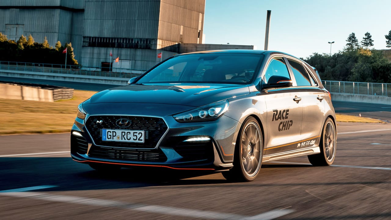 This is a Hyundai i30N with Type R levels of power | Top Gear