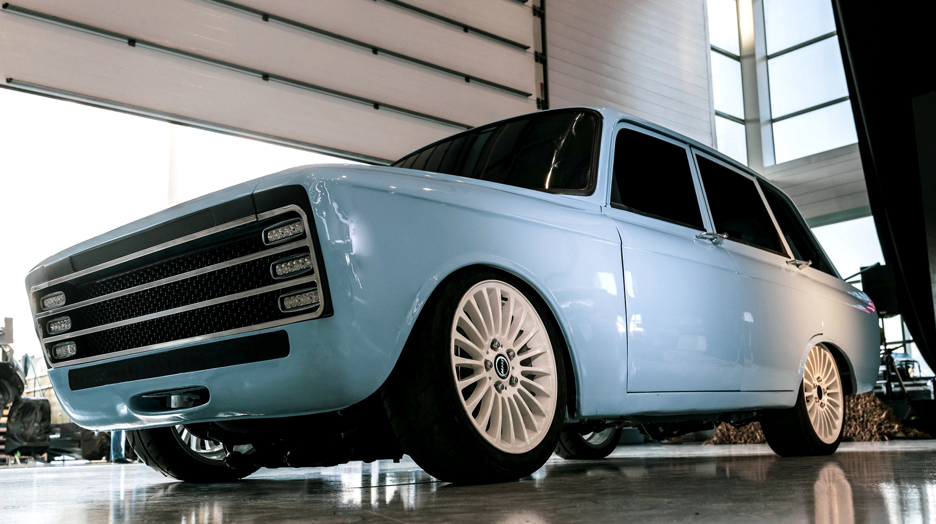 Kalashnikov car shop