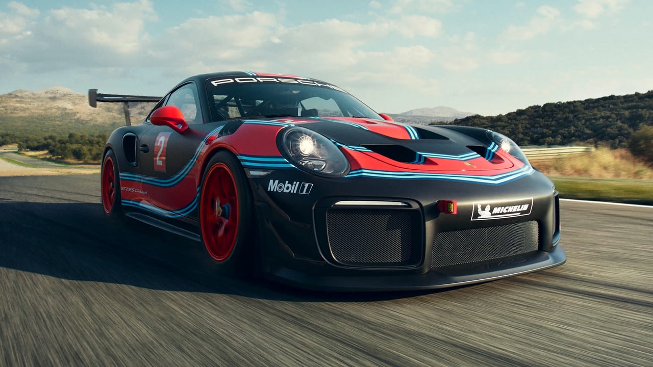 The Porsche 911 GT2 RS Clubsport is a track-only turbo racecar | Top Gear