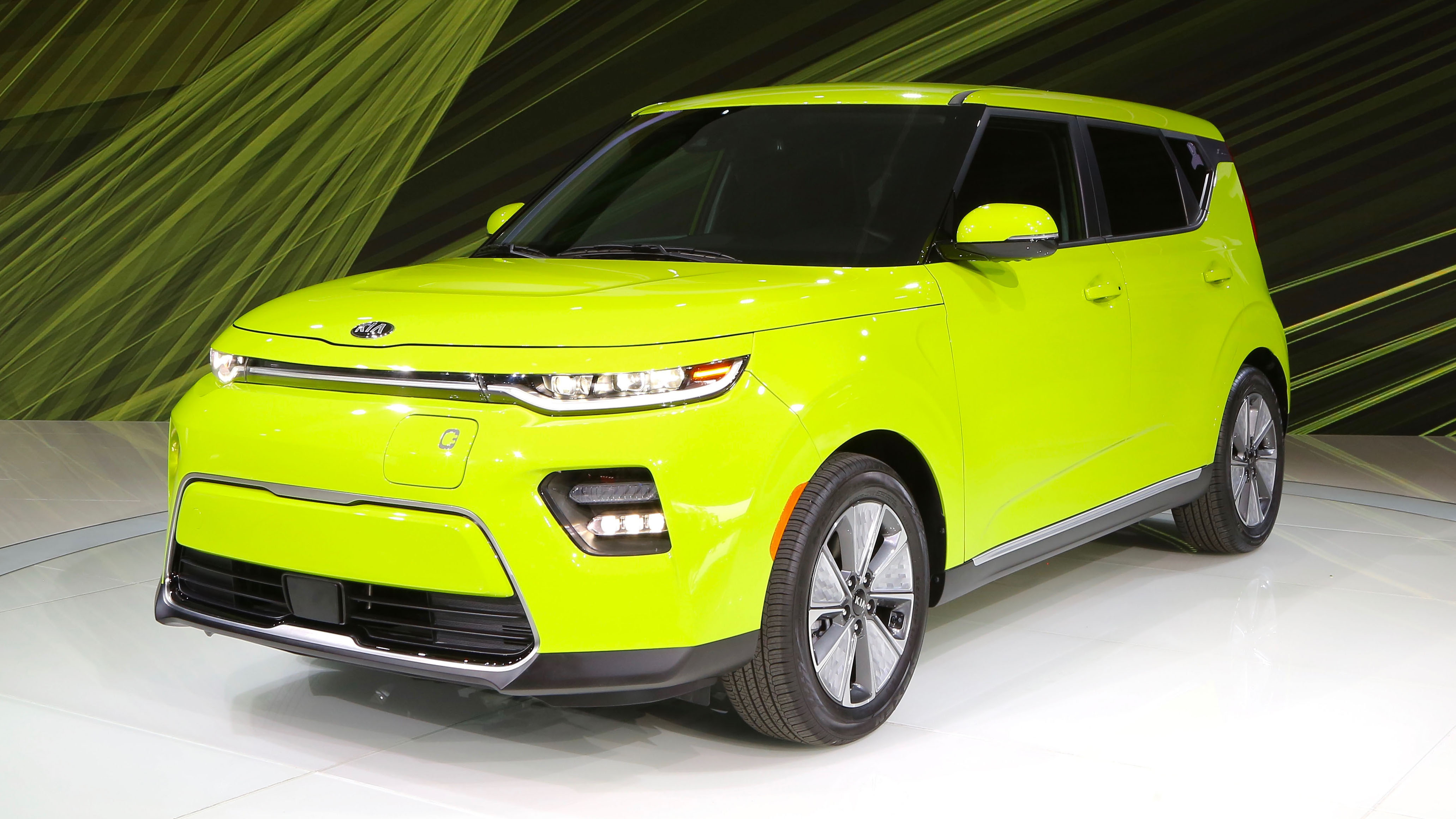 This is the new Kia Soul EV Top Gear