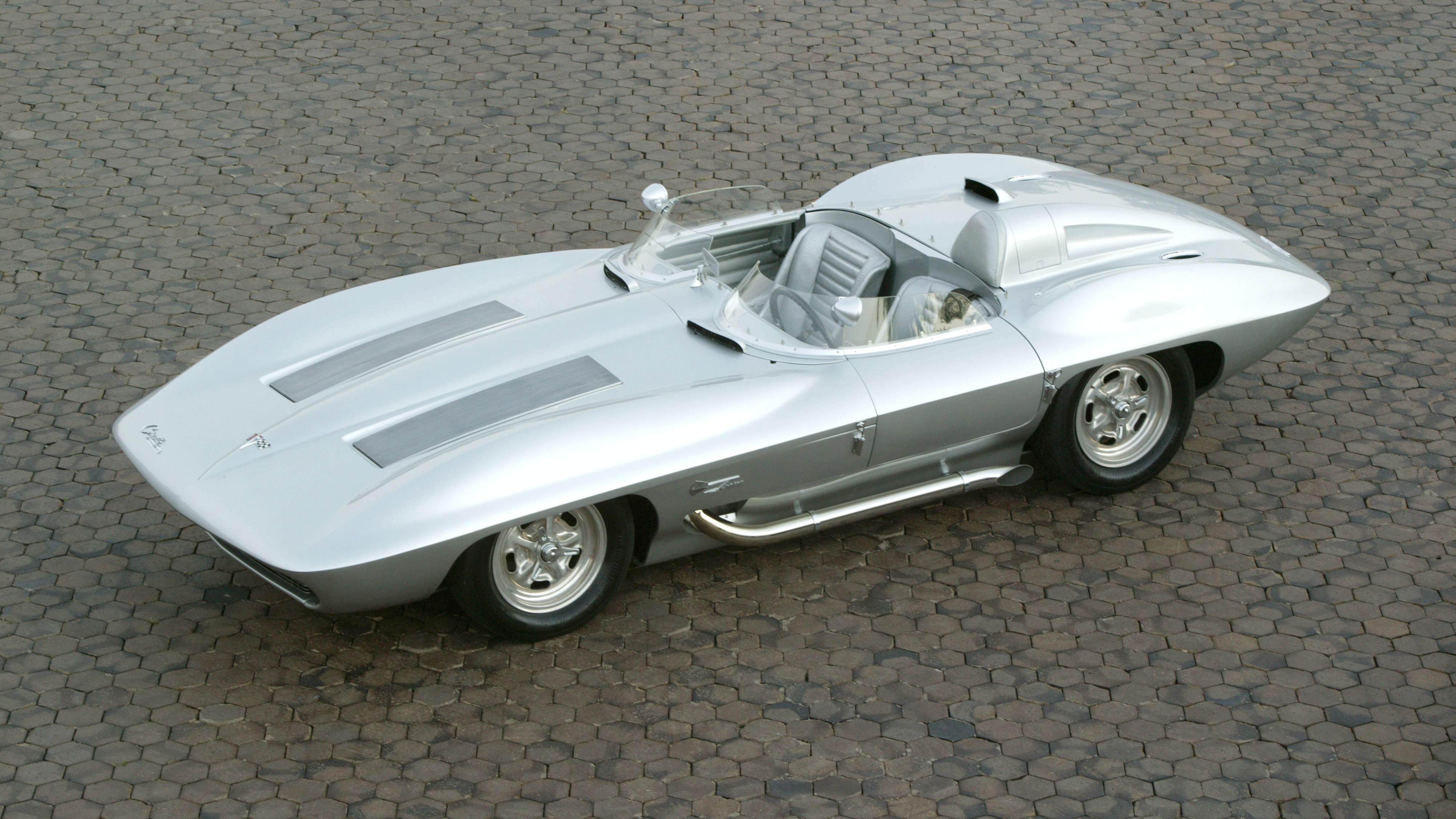 Stare in wonder at this classic Corvette Sting Ray race car Top Gear