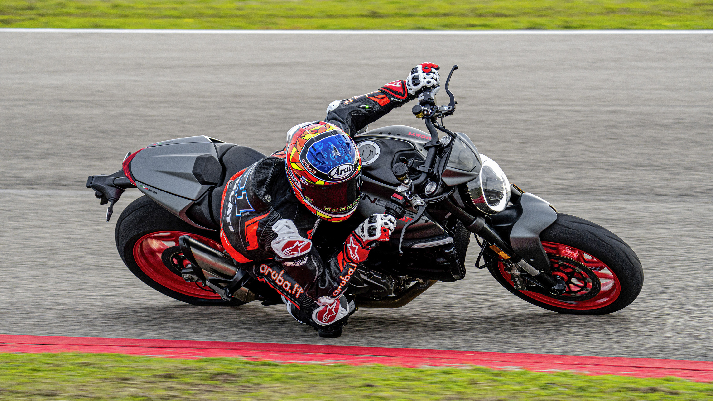 Ducati monster 21 discount