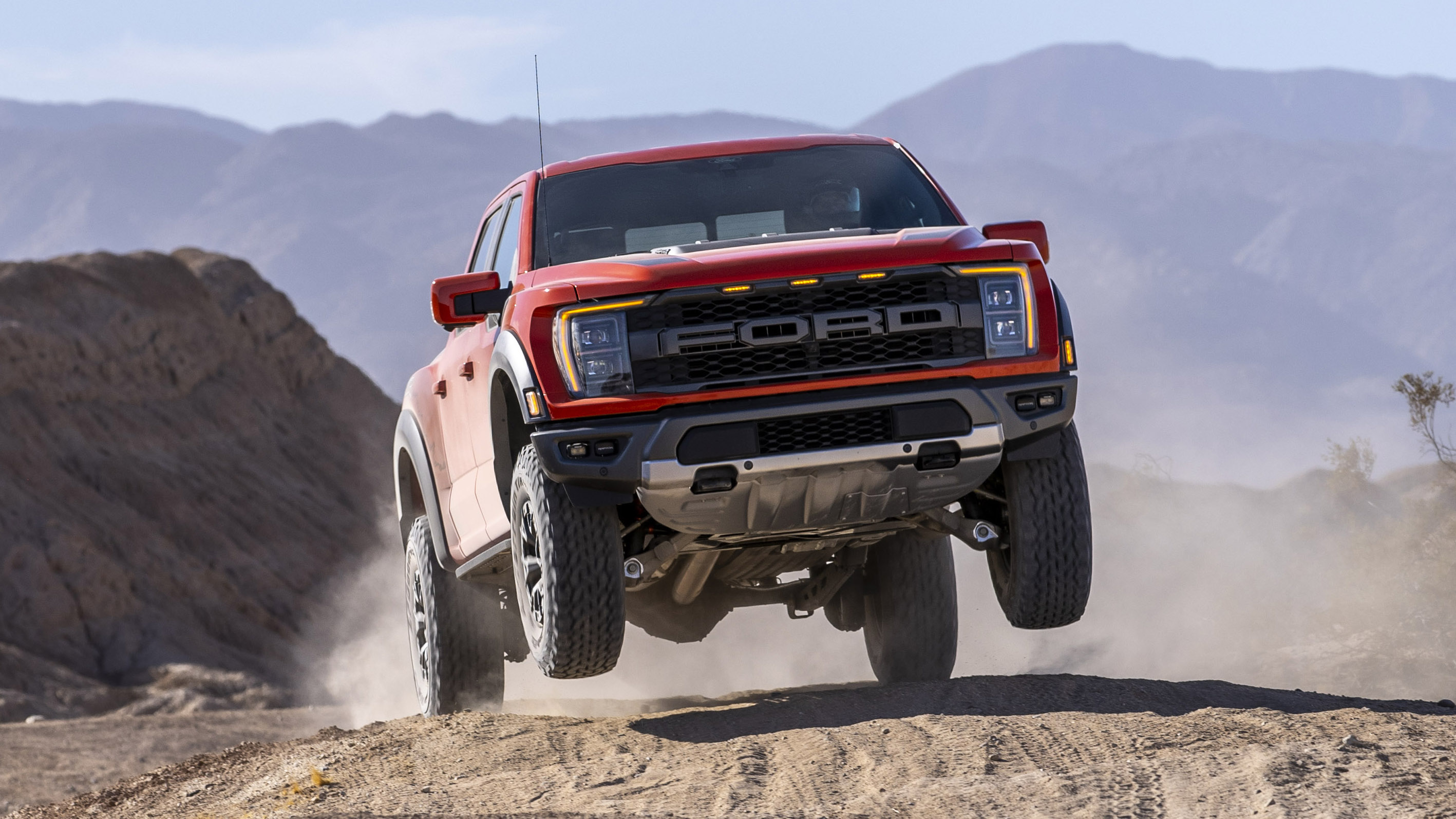 Woah, it's the new Ford F-150 Raptor