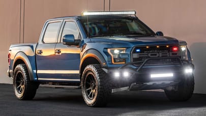 Hennessey has turned the Ford F-150 Raptor R into a six-wheeled behemoth