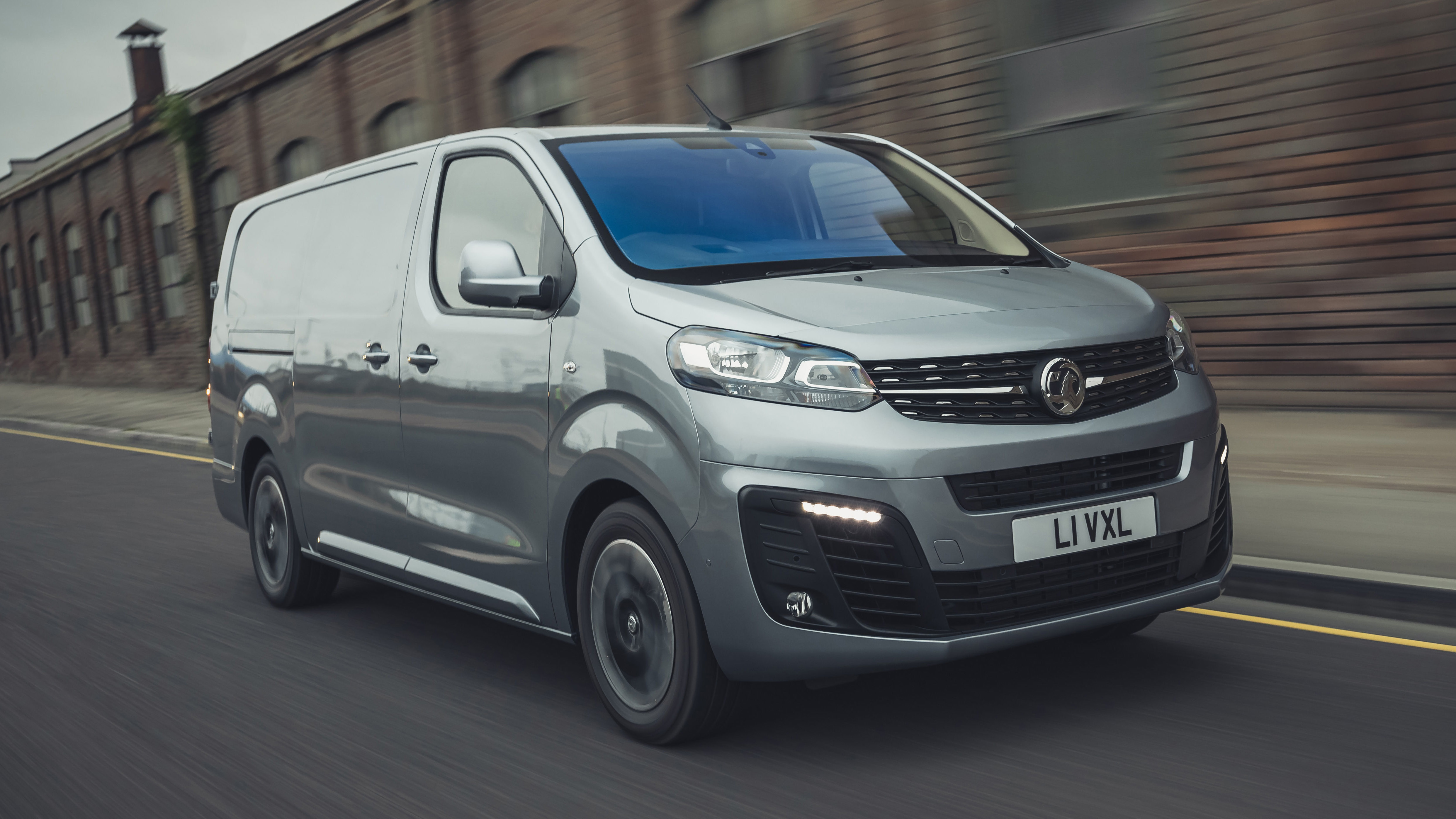 Vauxhall store vivaro hybrid