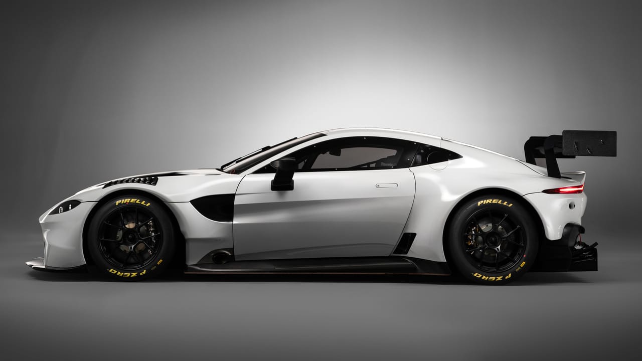 This Vantage GT3 racer will be the first Aston Martin to take on Pikes ...