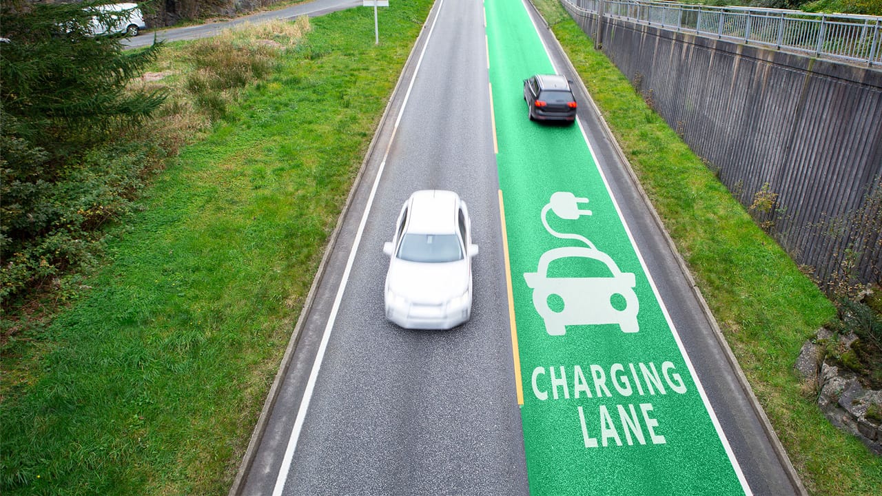 Sweden will build the world's first EV charging road Top Gear