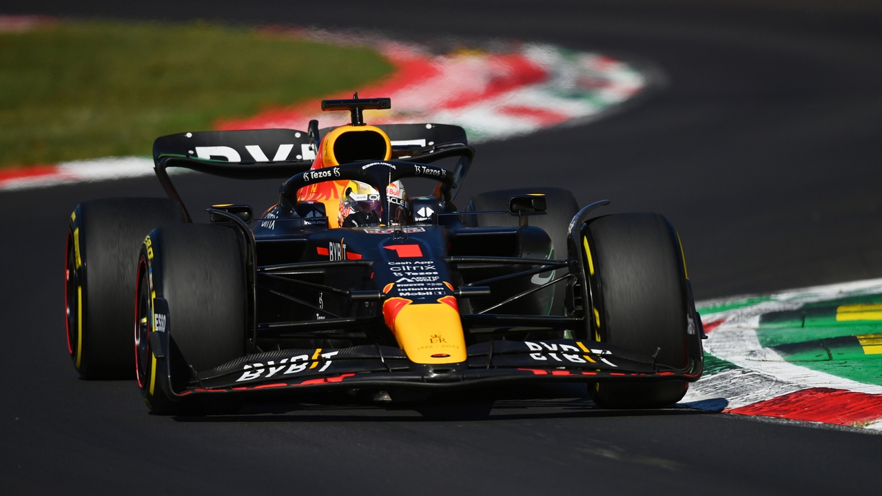 Формула 1 из 5 букв. Формула 1 из 5 букв. Jordan toyota f1 2005. Ferrari f1 90. F1 200.