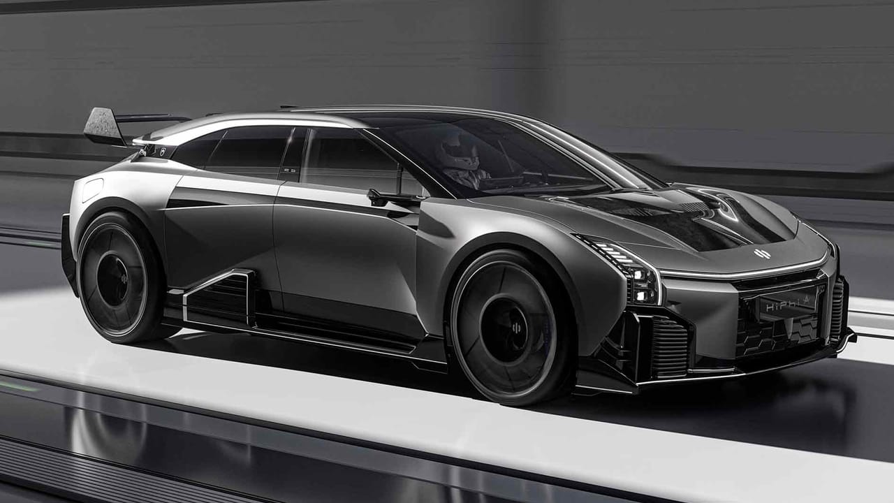 Китайский электрический гиперкар марка фото A four-seat electric hypercar that 'revs' to 22,000rpm? Meet the HiPhi A Top Gea