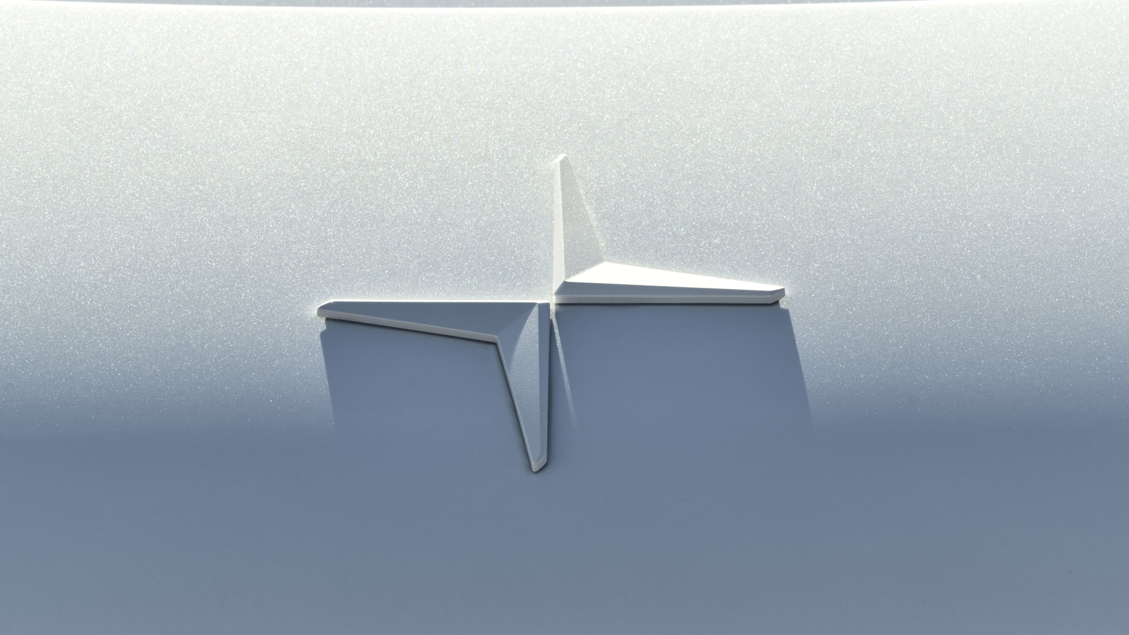 683108_20240430_Polestar_3_in_