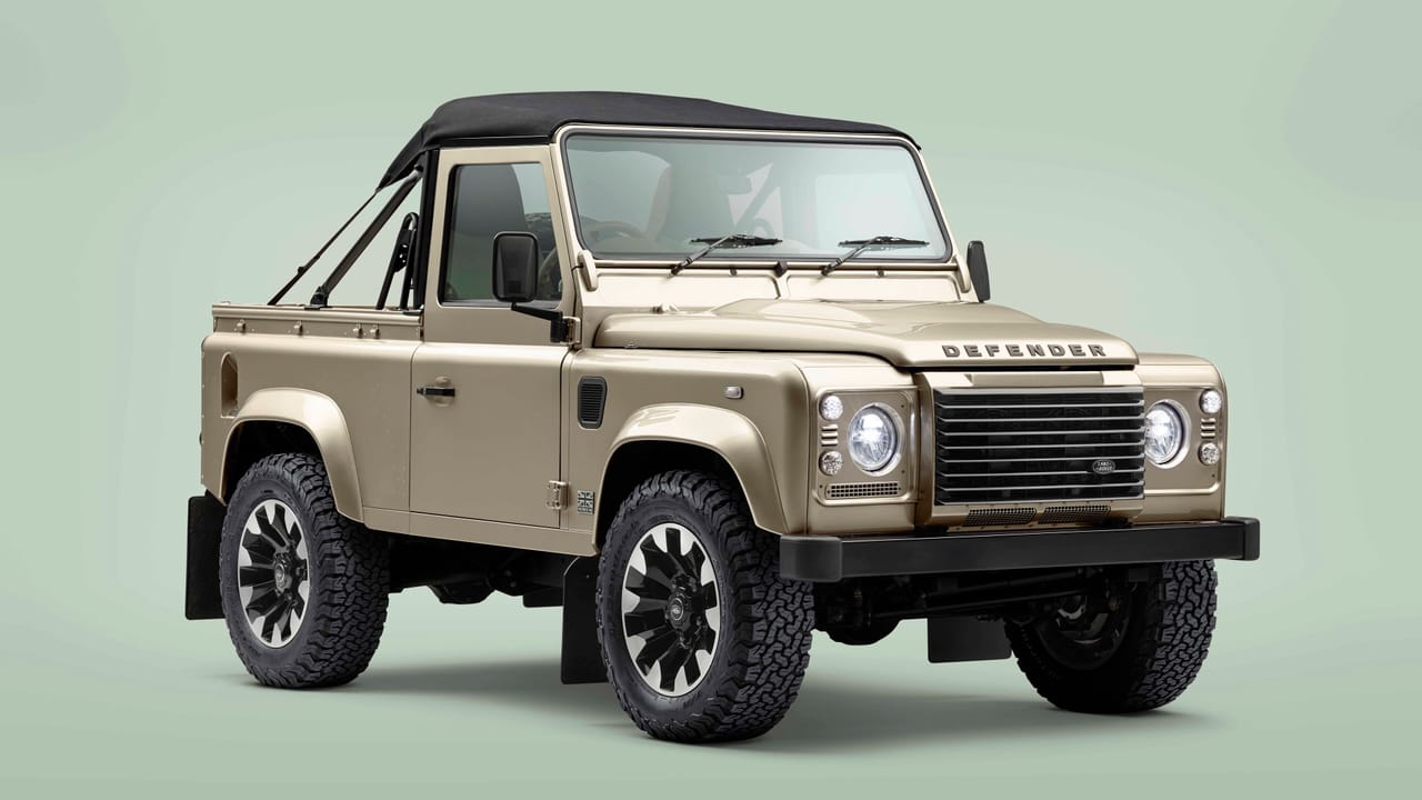 Land Rover Defender Soft-Top V8