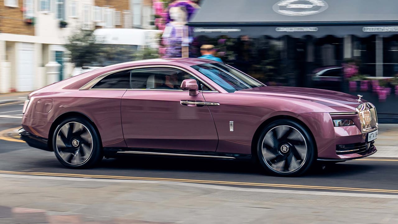 Pink Rolls-Royce Spectre