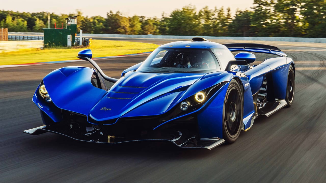 Praga Bohema 700bhp hypercar on track
