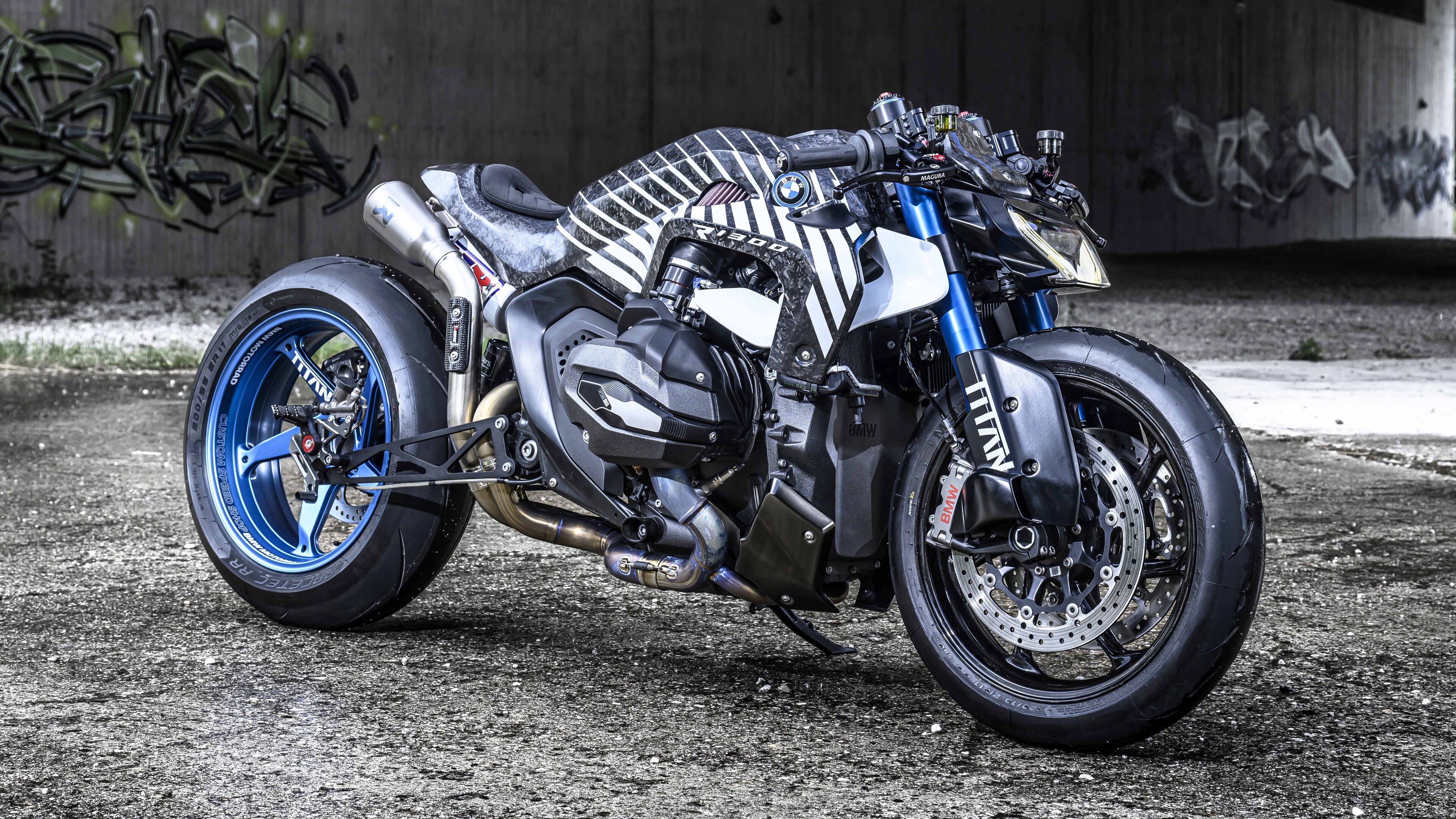 This concept BMW superbike gets Akrapovic exhausts and *NOS* | Top